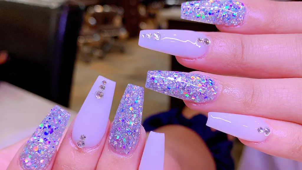 V&T Nails — Nail salon in St Paul